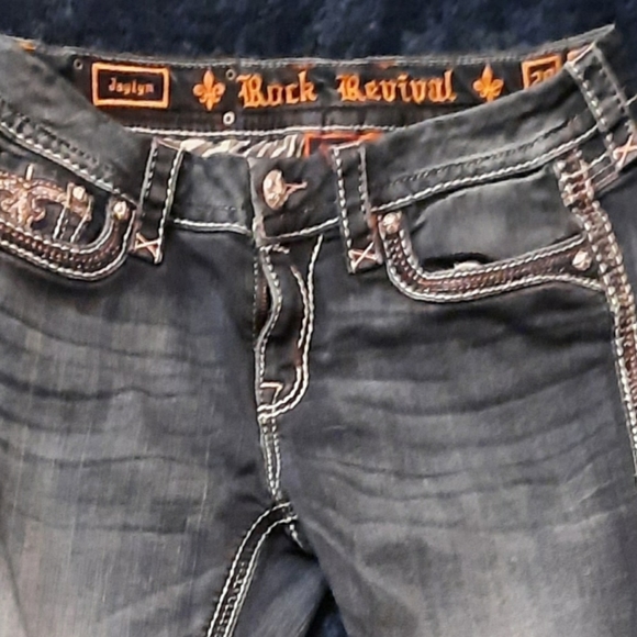 Rock Revival Jeans - Picture 5 of 11